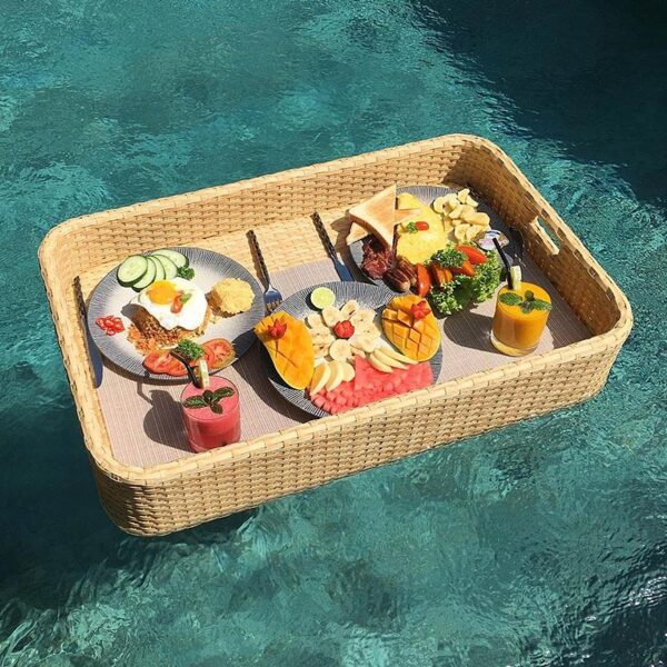 https://new.floatingbreakfast.gr/wp/wp-content/uploads/2017/04/plotos-diskos-servirismatos-proinou-stin-pisina-floating-breakfast-6-600x600.jpg