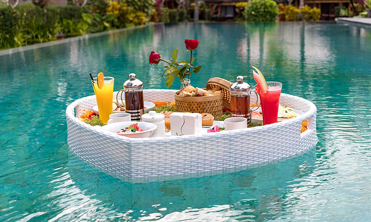 Floating Breakfast Greece | Δίσκος σερβιρίσματος πρωινού στην πισίνα