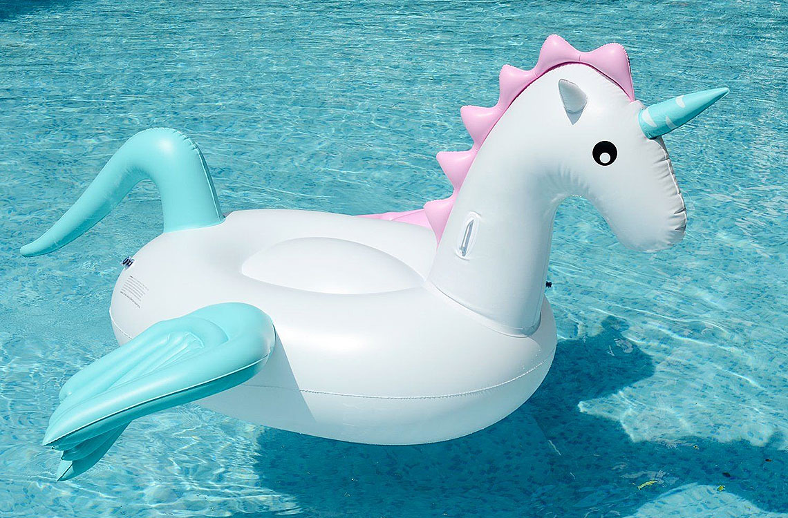 https://new.floatingbreakfast.gr/wp/wp-content/uploads/2020/03/fouskota-pisinas-monokeros-galazia-ftera-1.jpg