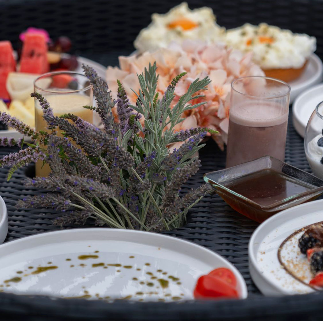 Black Circular Floating Breakfast Tray 90cm - Image 4